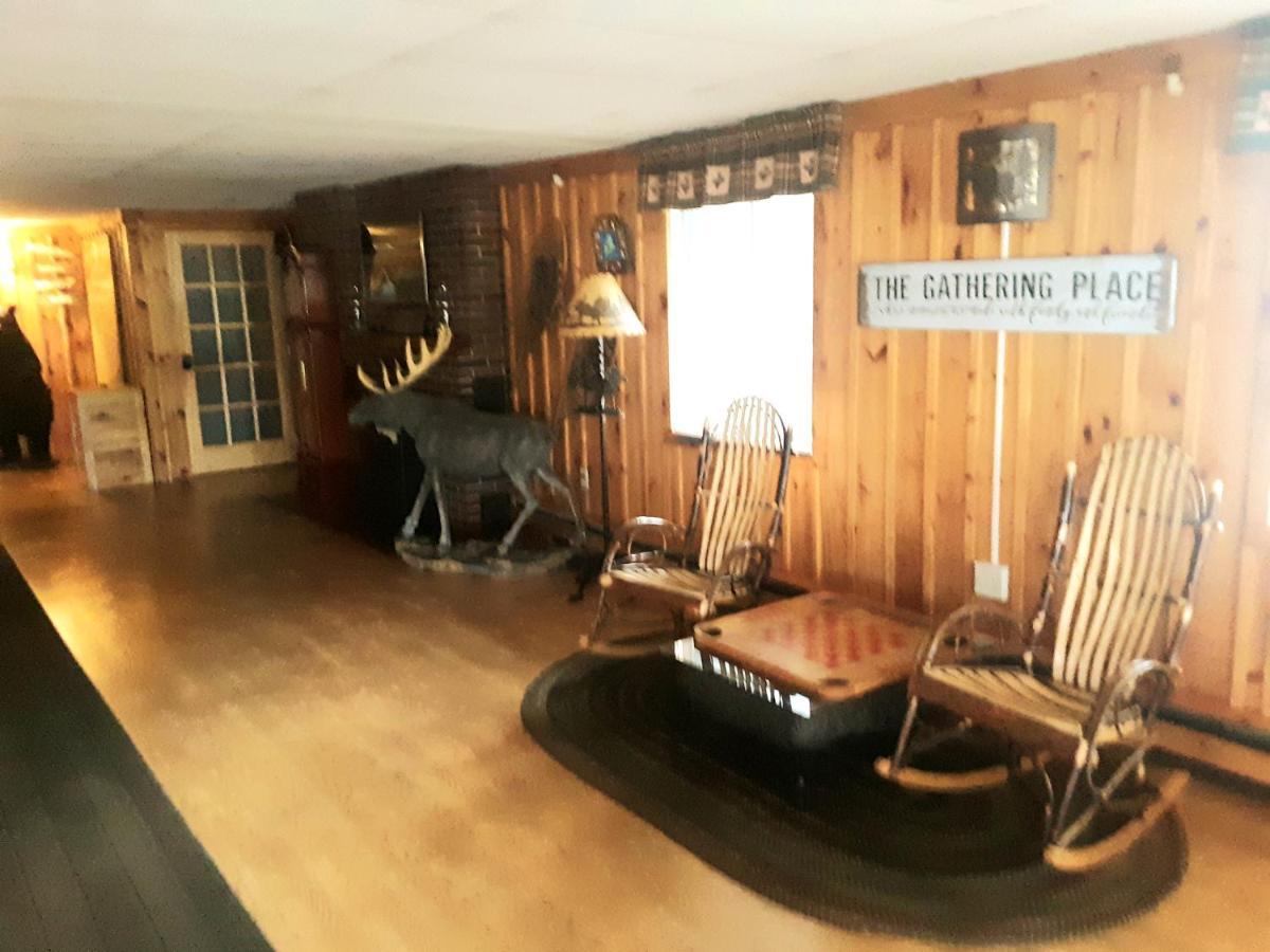 Maine Woods Inn Brewer Экстерьер фото