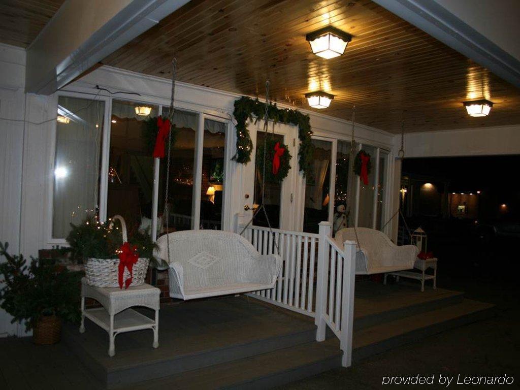 Maine Woods Inn Brewer Экстерьер фото